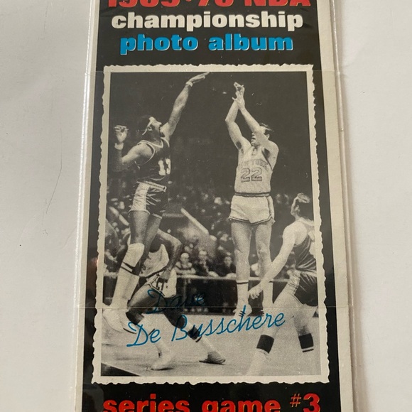 Topps Basketball Card - Picture 2 of 3